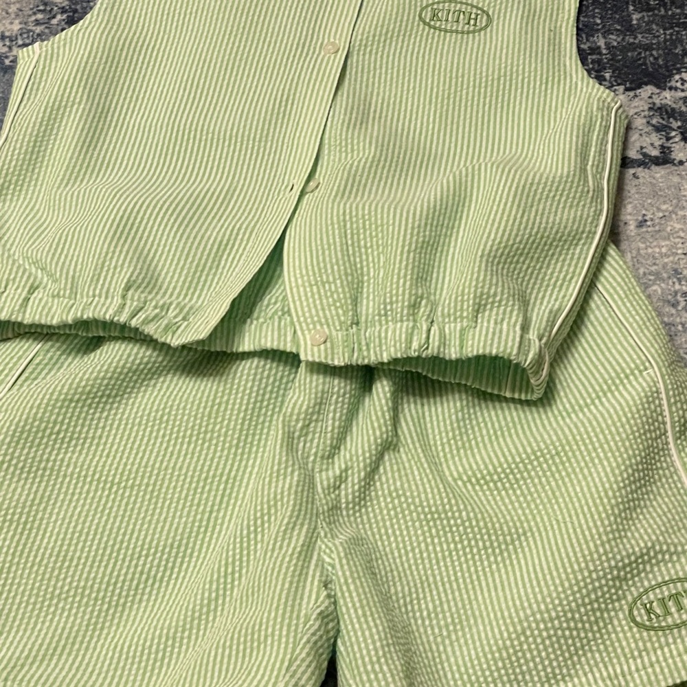Kith Kids Seersucker Cropped Button Front Tank
KITH KIDS SEERSUCKER LIAM SHORTs